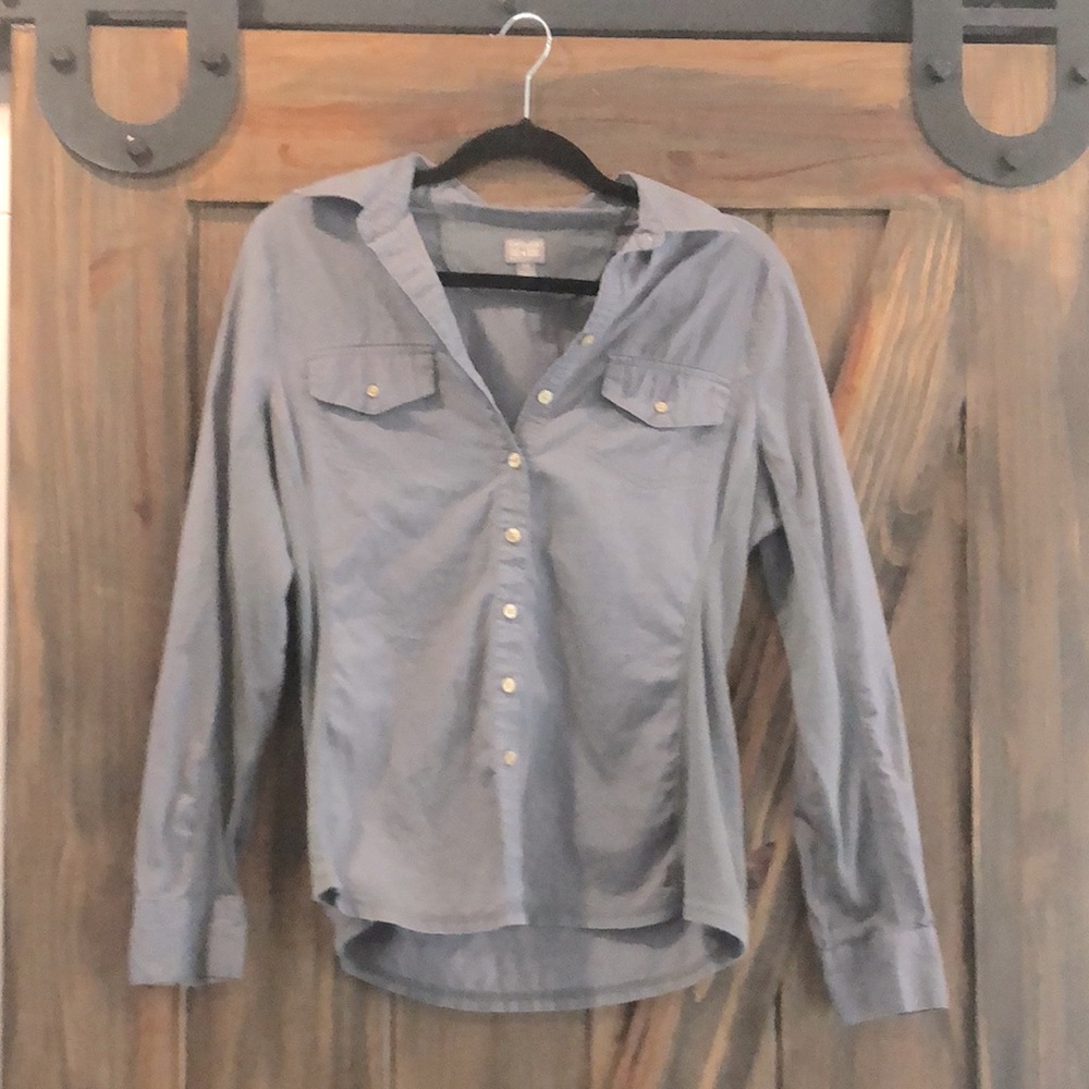 Converse Button Down
